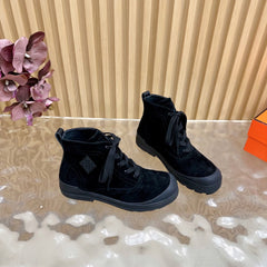 HM 25S KOOLER ANKLE BOOTS IN BLACK SUEDE