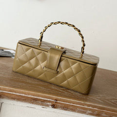 VINTAGE COSMETIC BAG 22 IN CAPE PALLISER SHINY CALFSKIN GOLD HARDWARE