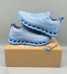 CLOUDTILT SNEAKER IN BABY BLUE RECYCLED POLYESTER