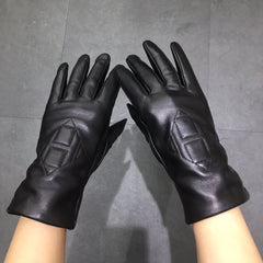 GLOVES IN BLACK IMPORTER LAMBSKIN 397050
