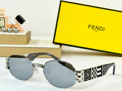 FIRST CRYSTAL CHUNKY OVAL FRAME SUNGLASSES 7078 IN METAL