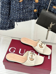 SLIDE SANDALS IN CREAM WHITE CALFSKIN