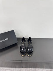 BLOCK HEEL SANDALS BLACK SHEEPSKIN