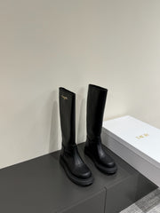 D-TOWN BOOTS IN BLACK CALFSKIN