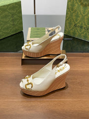 GG WEDGE PLATFORM IN WHITE CALFSKIN WITH GOLD HARDWARE