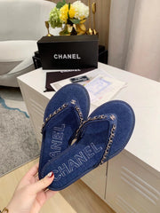 THONG SLIPPERS IN COBALT BLUE DENIM