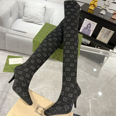 THIGH HIGH BOOTS IN BLACK KNITTED FABRIC