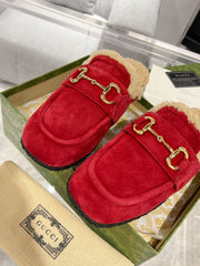 HORSEBIT MULE IN RED SUEDE AND FLEECE LINING
