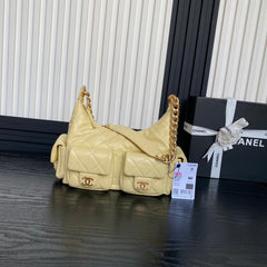 QUILTED HOBO CARGO BAG 31 IN LIGHT YELLOW CALFSKIN GOLD CHAIN