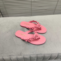 THONG SLIPPERS CAMELLIA IN PINK CALFSKIN