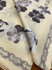 CHANEL 25S SCARF 90 IN SILK 703655