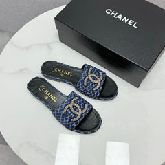 CC SLIDE SANDALS 25S IN DARK BLUE DENIM AND CALFSKIN WITH LOGO
