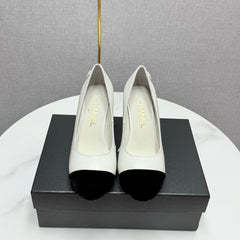 CC HIGH HEEL 25S IN WHITE LAMBSKIN AND BLACK SUEDE WITH PEARL HEEL STYLE 2