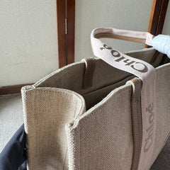 LAGRE WOODY TOTE BAG 45 IN BEIGE LINEN CANVAS LIGHT PINK WEBBING LOGO EMBROIDERY