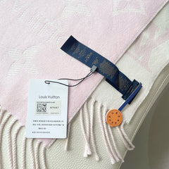 ESSENTIAL SCARF 186 CM IN LIGHT PINK WOOL 399778