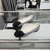 CHANEL 25S ROUND TOE BALLET FLATS WITH A BOW IN STRIPED PATTERN CALFSKIN