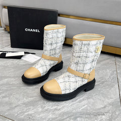 CHANEL 25S MID-CALF BOOTS 45MM IN LIGHT BROWN CALFSKIN AND WHITE TWEED GOLD HARDWRE