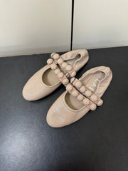 ALAIA SPHERE BALLET FLATS IN ALMOND BEIGE LAMBSKIN