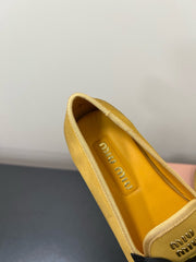 LOAFERS WITH BOW IN DUST YELLOW SUEDE