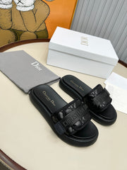 PLATFORM SLIDES 25S 50MM IN BLACK CALFSKIN AND ELECTRIC FABRIC