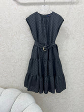 LV BLACK SLEEVELESS DRESS WITH BELT 269226