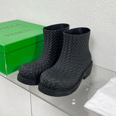 FIREMAN BOOTS IN BLACK RUBBER WITH ICONIC INTRECCIO MOTIF