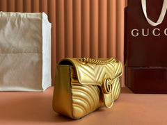 MARMONT MEDIUM SHOUDER BAG 26 IN YELLOW GLOSSY CALFSKIN