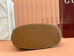 73 MEDIUM BUCKET BAG 27.5 IN BROWN SMOOTH CALFSKIN