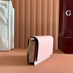 EMBLEM WALLET ON CHAIN 20 IN LIGHT PINK SMOOTH CALFSKIN