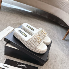 PLASTFORM HEELS IN WHITE TWEED AND CALFSKIN