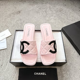 SLIPPERS IN PINK CALFSKIN QUILTED