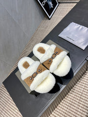 BALENCIAGA 25S SLIPPERS IN LIGHT BROWN SUEDE AND WHITE WOOL