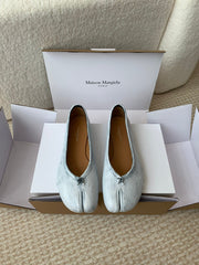 SL TABI BALLERINA FLAT PASTEL LAMBSKIN