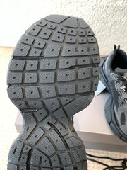 UNDER ARMOUR 3XL KNIT SNEAKER IN BLACK AND WHITE POLYESTER