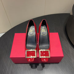 BELLE VIVIER PUMPS IN RED GLOSSY CALFSKIN GOLD BUCKLE