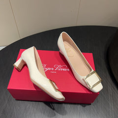 ROGER VIVIER 25S BELLE VIVIER PUMPS 45MM IN IVORY CALFSKIN GOLD BUCKLE