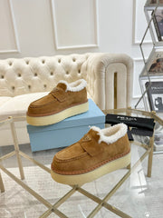 SUEDE LOAFER CAMEL WITH SHEARLING LINING