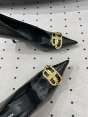 HEELED PUMPS 65 MM IN BLACK LIZARD PATTERN CALFSKIN GOLD HARDWARE