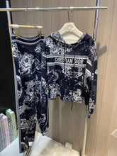 DIOR 25S HOODED SET STYLE 016