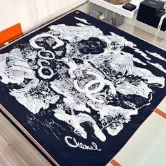 CHANEL 25S SCARF 90 IN SILK 735864