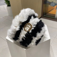 BUCKET HAT IN BLACK MIX WHITE FLEECE 412798