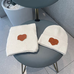 SET SCARF AND HAT IN WHITE WOOL 414795