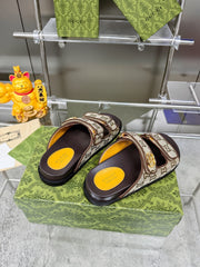 GG SANDALS IN DARK BROWN CALFSKIN AND BEIGE FABRIC WITH GOLD HARDWARE