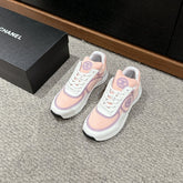 CLASSIC TRAINER IN LIGHT PINK MIX WHITE FABRIC