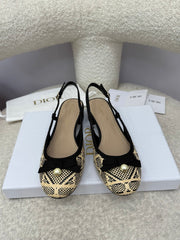 DIOR HIGH SLINGBACK 30 MM 25S IN BLACK AND BEIGE RAFFIA WITH PEARL