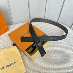 Pretty LV 30mm Reversible Belt Black Gold Buckle Black Brown Leather