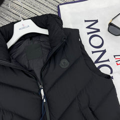 MONCLER 25S SLEEVELESS STAND-COLLAR JACKET 225