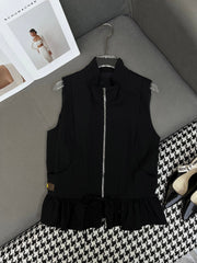 HIGH-NECK SLEEVELESS TOP WITH ZIP CLOSURE