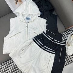 SLEEVELESS HOODIE AND SHORTS JACQUARD FABRIC 266715