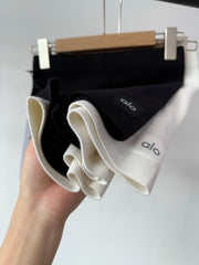 ALO SKINNY KNIT SHORTS STYLE 65